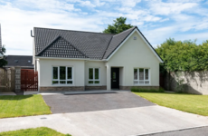 Price comparison: What can I buy for under €400k around Co Offaly?