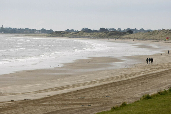 Temporary swim ban enacted at Velvet Strand in Portmarnock - Vimarsana News