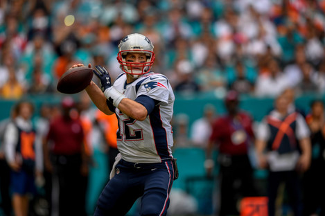 Tom Brady in action against the Miami Dolphins in 2018.