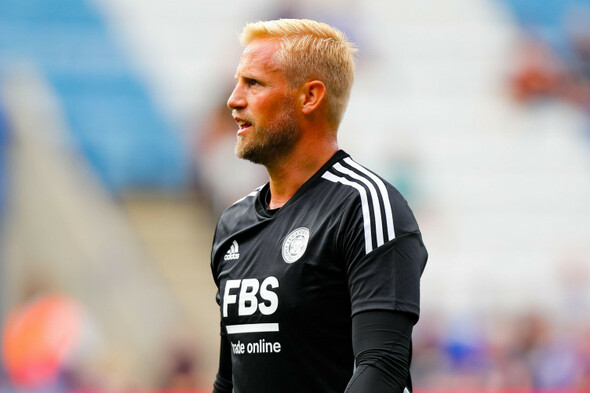 Kasper Schmeichel's 11-year stint at Leicester comes to an end - Vimarsana News