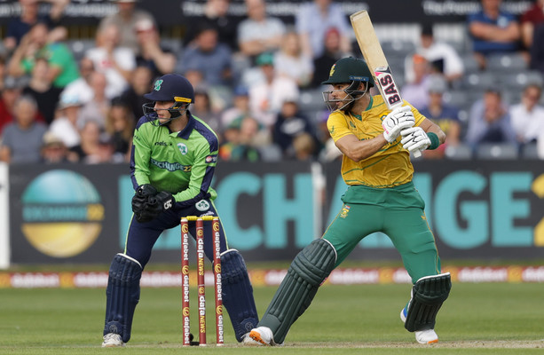 Hendricks leads South Africa to T20 series opening win against Ireland