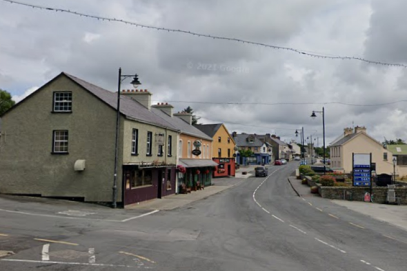 Four hospitalised after van ploughs into crowd at Donegal festival - Vimarsana News
