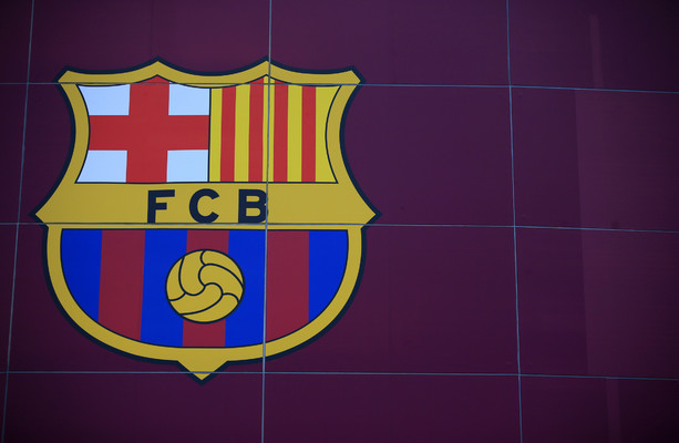 «Барселона» привлекла дополнительные 100 миллионов евро в гонке за заключением новых сделок.