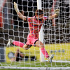 10-man Dundalk stand tall to beat Bohs after terrible goalkeeper error