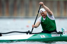 Patrick O'Leary battles back spasms but qualifies for canoe semi-finals