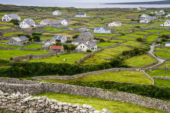 Families from Limerick and Meath win rent free accommodation on Inis Meáin for school-year - Vimarsana News