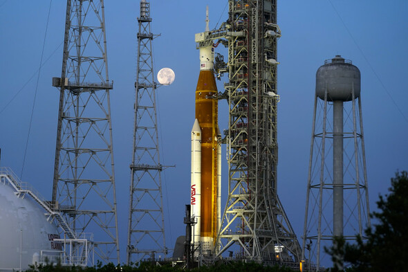 Nasa's 'most powerful rocket' set for launch of Artemis 1 moon mission - Vimarsana News