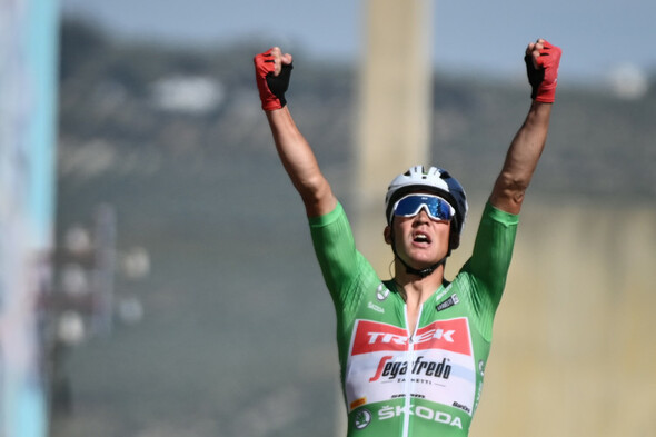 Mads Pedersen takes control of Vuelta as he leaves sprinters trailing - Vimarsana News