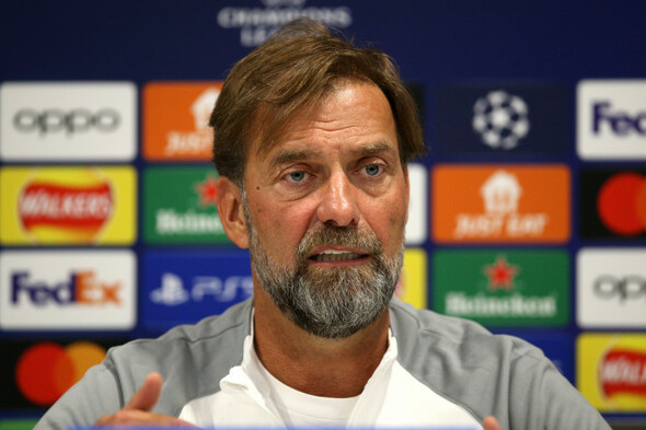 Liverpool fans don't need any advice on respecting minute's silence for Queen - Vimarsana News