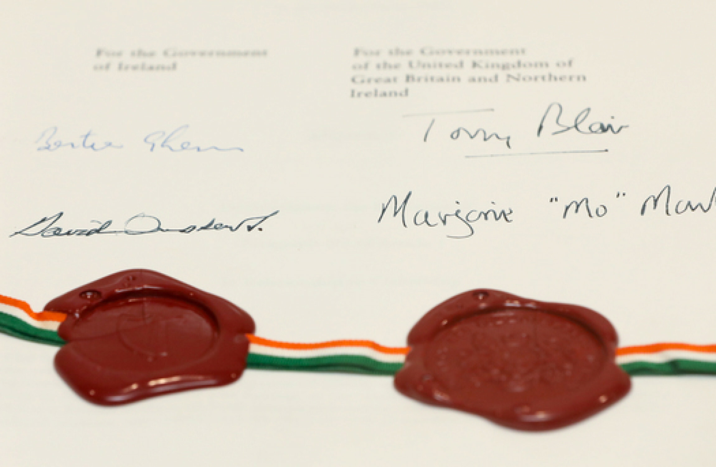 Extract: What it was like to negotiate the Good Friday Agreement - Vimarsana News