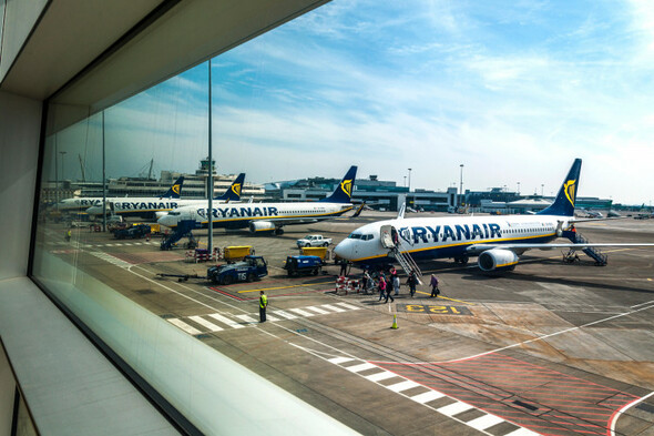 Ryanair cancels 420 flights across Europe due to French air traffic controllers' strike - Vimarsana News