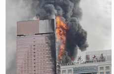 Fire engulfs 42-floor skyscraper in China's Changsha city