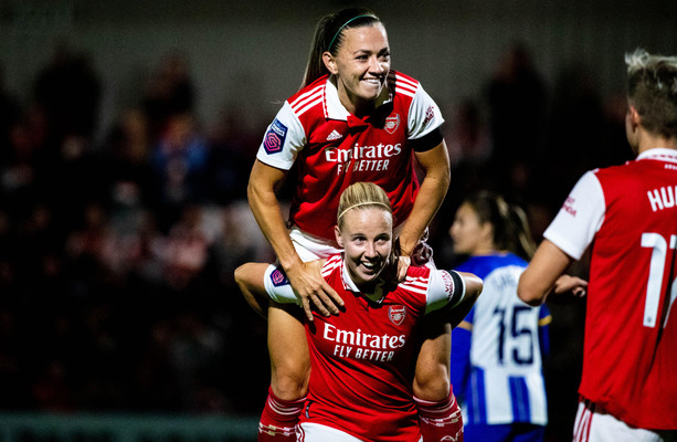 Arsenal 4-0 Brighton: Beth Mead brace gets Gunners off the mark in