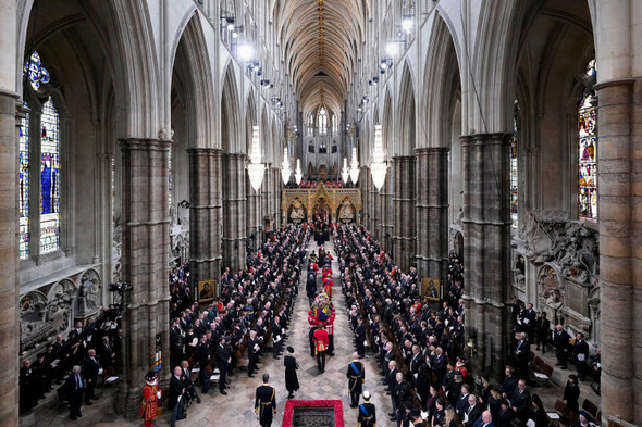 Queen's funeral pulls in 250k RTÉ viewers but is well short of Harry and Meghan interview - Vimarsana News