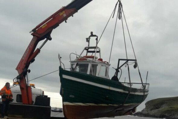 Men caught illegally fishing tried to sail away on boat with Fisheries Officers on board - Vimarsana News