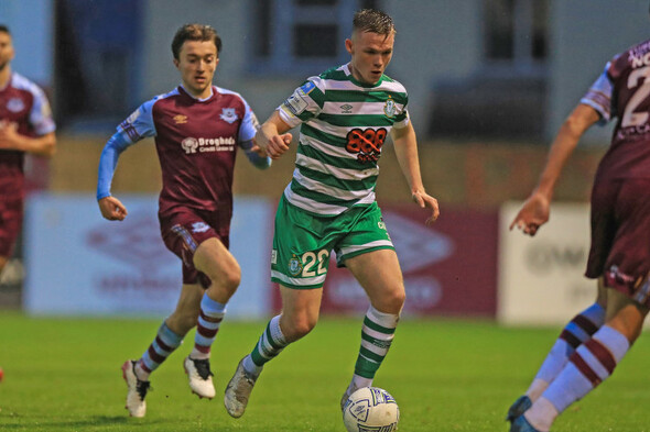 Blackpool hoping to bring forward Andy Lyons transfer from Shamrock Rovers - Vimarsana News