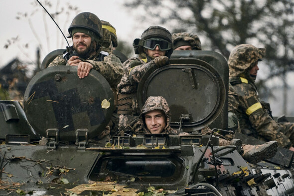 Ukrainian forces pile pressure on Russian-held Kherson as full-scale attack grows closer - Vimarsana News