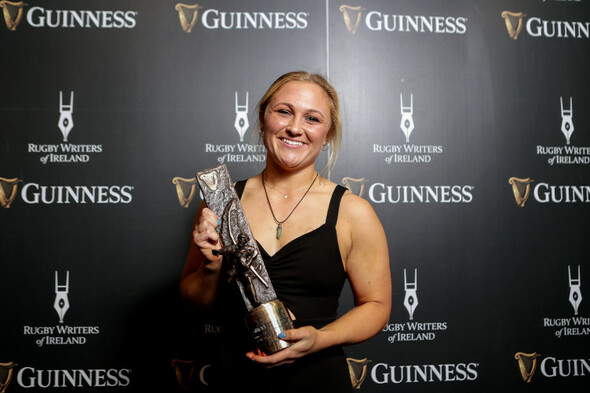 Jones: Women's players facing 'tough decisions' around IRFU contract offers - Vimarsana News