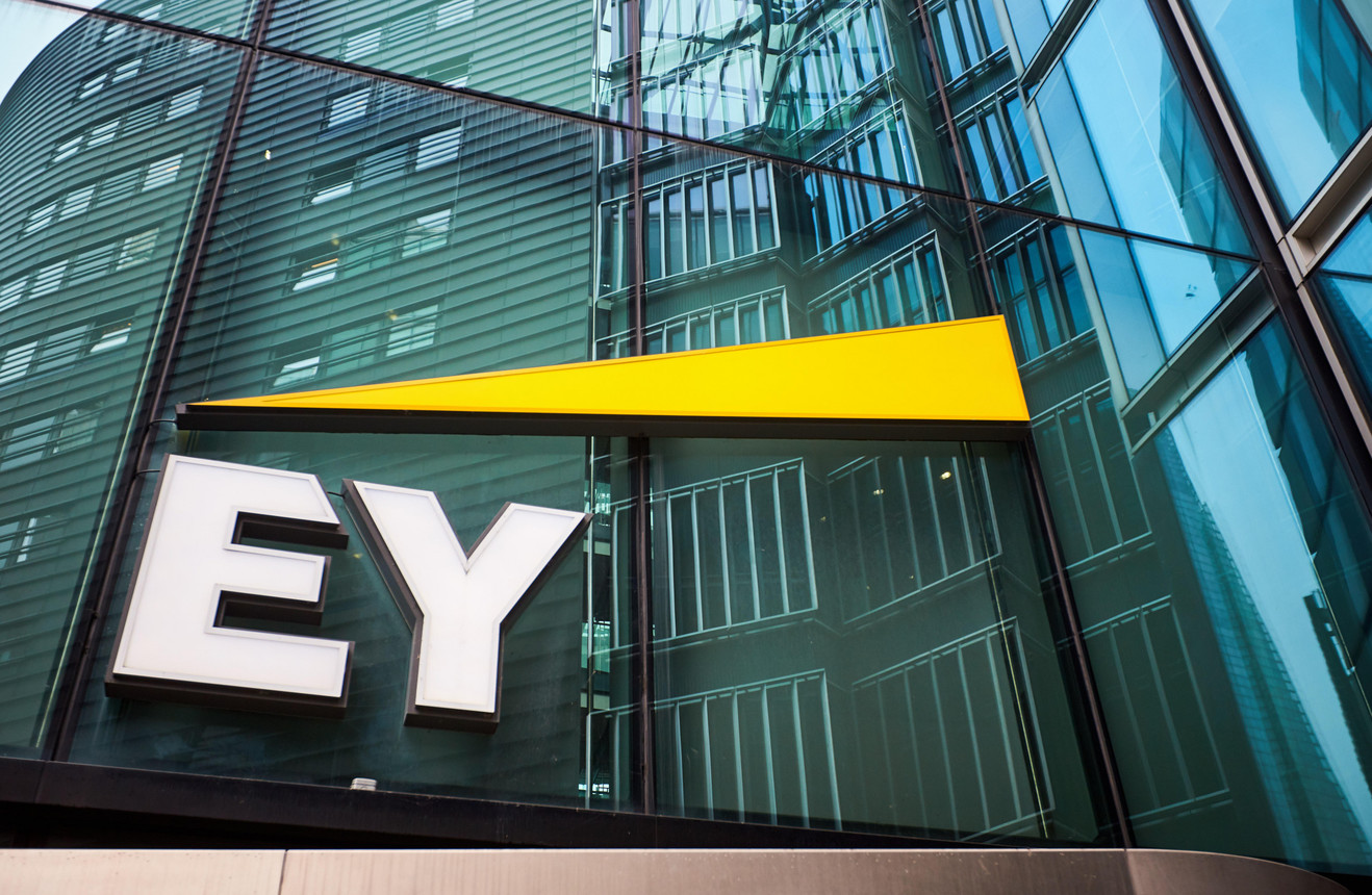 Завод в калуге берлинхими. «берлин-хеми аг/менарини групп», германия. Завод в калуге берлинхими. Городская площадь берлина. Центральный универмаг берлина.