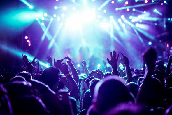 Almost half of people think allowing nightclubs to stay open until 6am is a bad idea - Vimarsana News