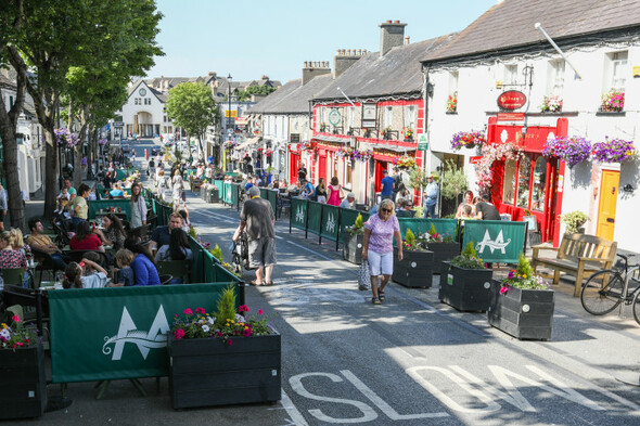 Malahide pubs face licence challenge over 'nuisance' outdoor serving - Vimarsana News