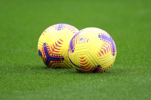 Goalkeeper sent off after confronting fan who allegedly urinated in his bottle - Vimarsana News
