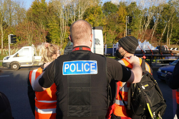 UK's Sunak pledges more police powers to tackle 'completely unacceptable' climate protests - Vimarsana News