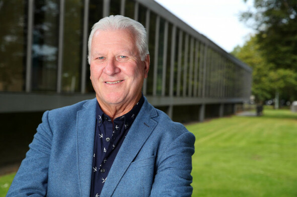 Ronan Collins Show to finish on RTÉ Radio 1 after 37 years on air - Vimarsana News