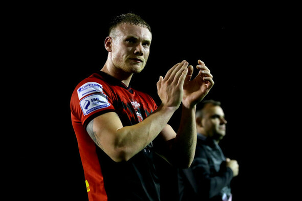 Bradford boss Mark Hughes hails signing of in-demand Bohemians defender - Vimarsana News