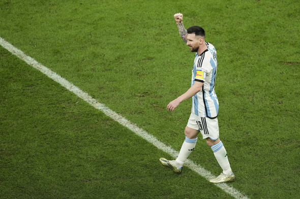 Messi on cusp of World Cup dream as he inspires Argentina to semi-final victory - Vimarsana News