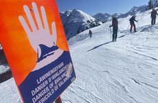 Skiers rescued unharmed after avalanche at Austrian resort