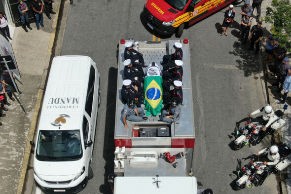 'The King': Brazil says its final farewell to Pelé - Vimarsana News