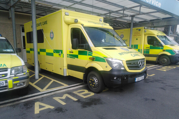 Paramedics at 'breaking point' amid winter surge, SIPTU warns - Vimarsana News