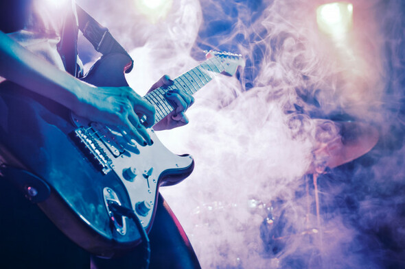 QUIZ: How well do you know these top guitar players? - Vimarsana News
