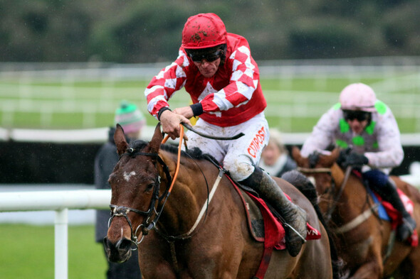 Donn McClean: Davy Russell's return offers Gordon Elliott safest hands for biggest stage - Vimarsana News