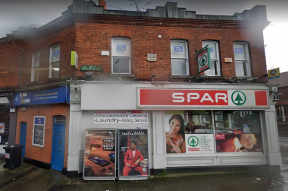 Two men arrested after attempted robbery of Harold's Cross Spar with a knife - Vimarsana News