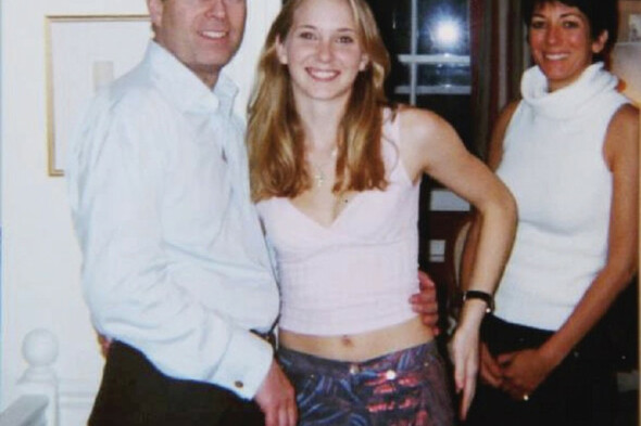Prince Andrew and Virginia Giuffre photo is fake, says Ghislaine Maxwell - Vimarsana News