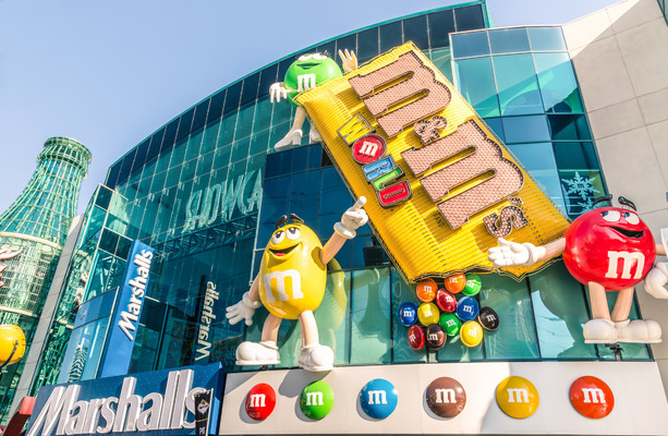 People React To M&M's Mascots Rebranding To Be More 'Progressive