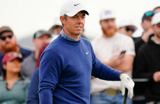 McIlroy's reign as world number one under threat after stuttering third round