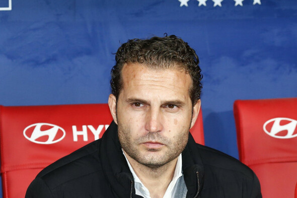 Valencia legend tasked with steering club away from potential disaster - Vimarsana News