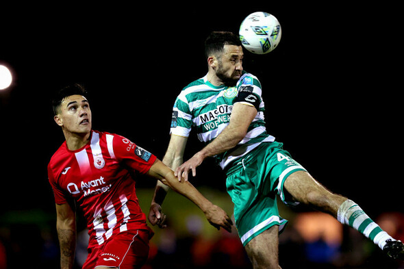 Sligo strike late to deny 10-man Shamrock Rovers - Vimarsana News
