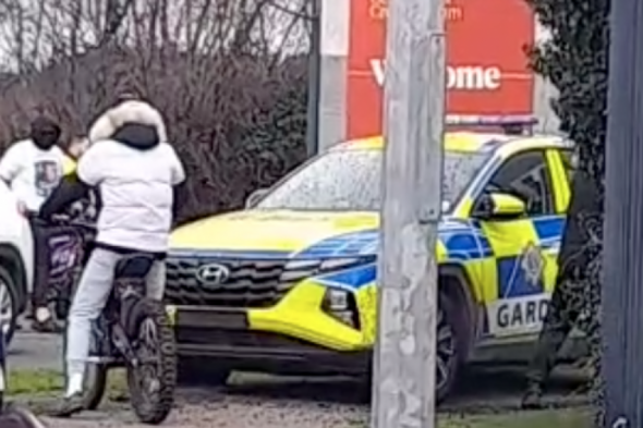 Garda struck by missile during incident in Ballyfermot - Vimarsana News