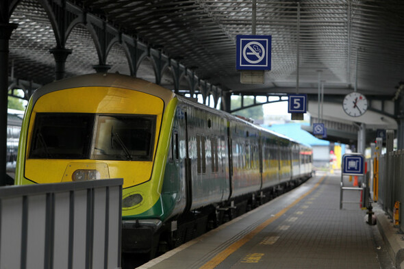 Irish Rail confirms catering services will be back from April - but only on Cork-Dublin route - Vimarsana News