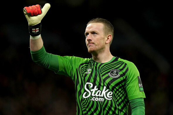Jordan Pickford agrees new contract to remain at Everton - Vimarsana News