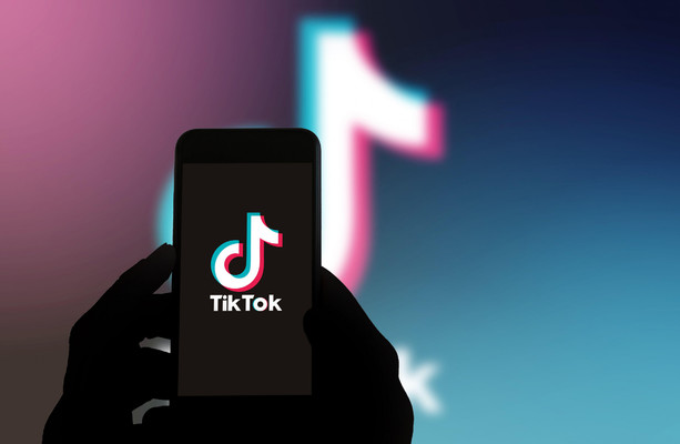 Utilisez-vous TikTok ?  · TheJournal.ie