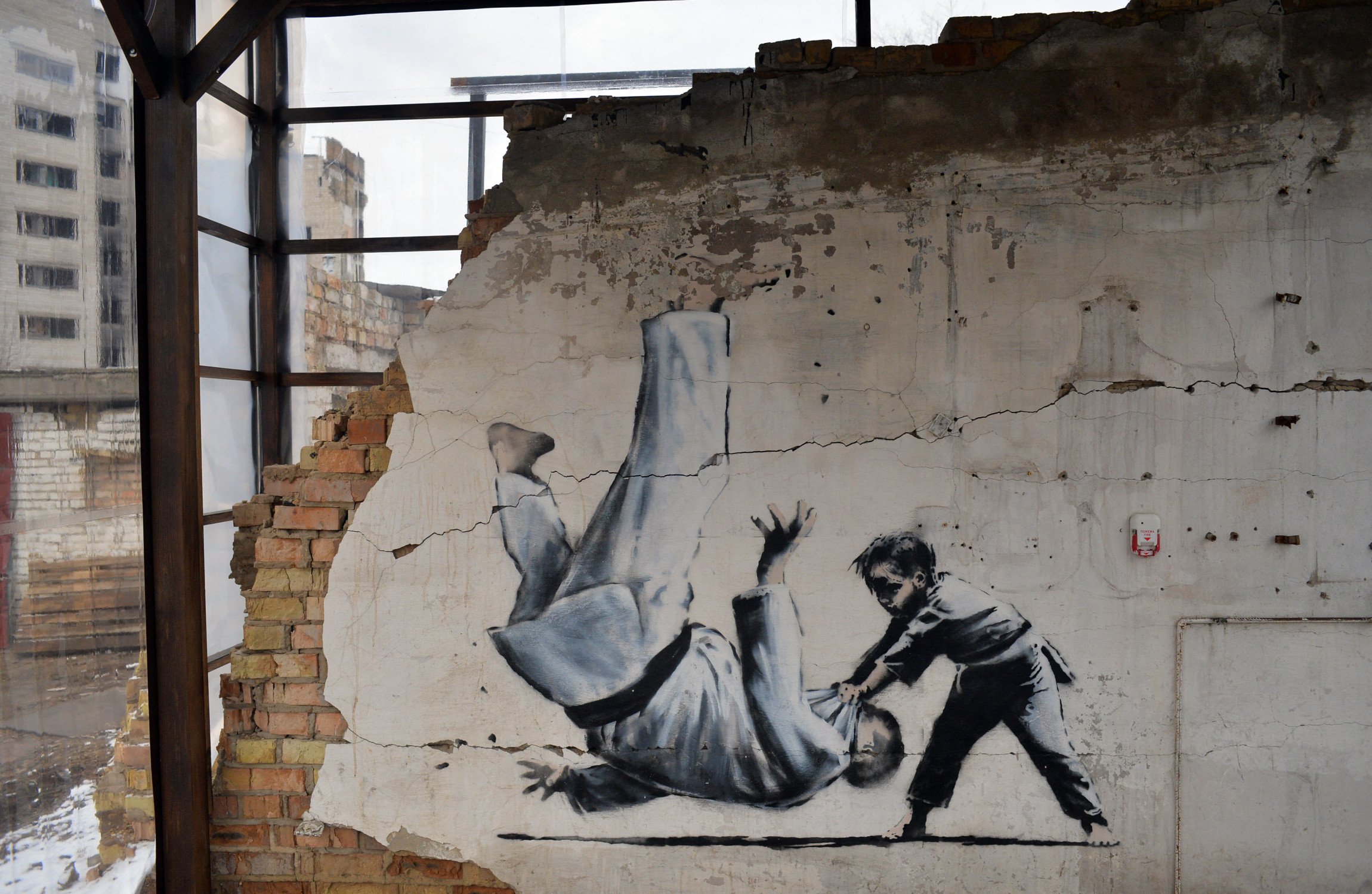 Ukraine Issue Banksy Postage Stamp To Mark First Anniversary Of War   River