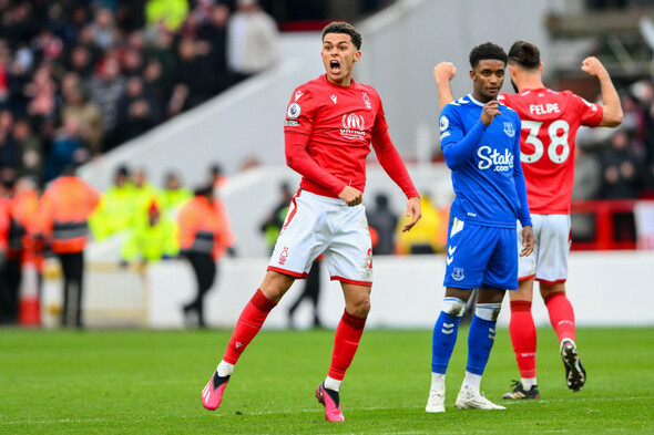 Everton left frustrated in relegation six-pointer - Vimarsana News