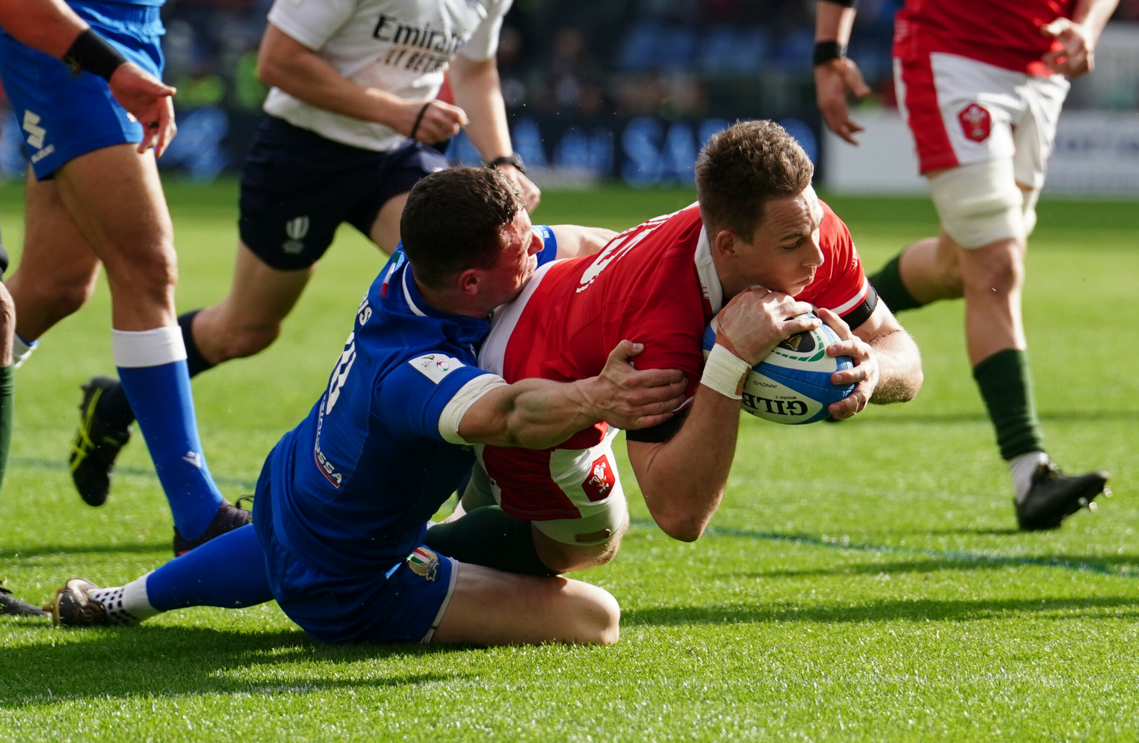 Wales pick up first Six Nations win in wooden-spoon battle with wasteful Italy - Vimarsana News