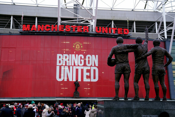Finnish businessman submits bid to buy Manchester United - Vimarsana News