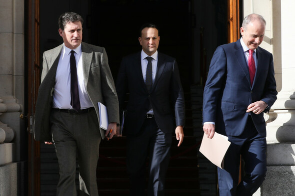 Fianna Fáil and Greens support drops but Fine Gael sees small gain in latest Red C poll - Vimarsana News